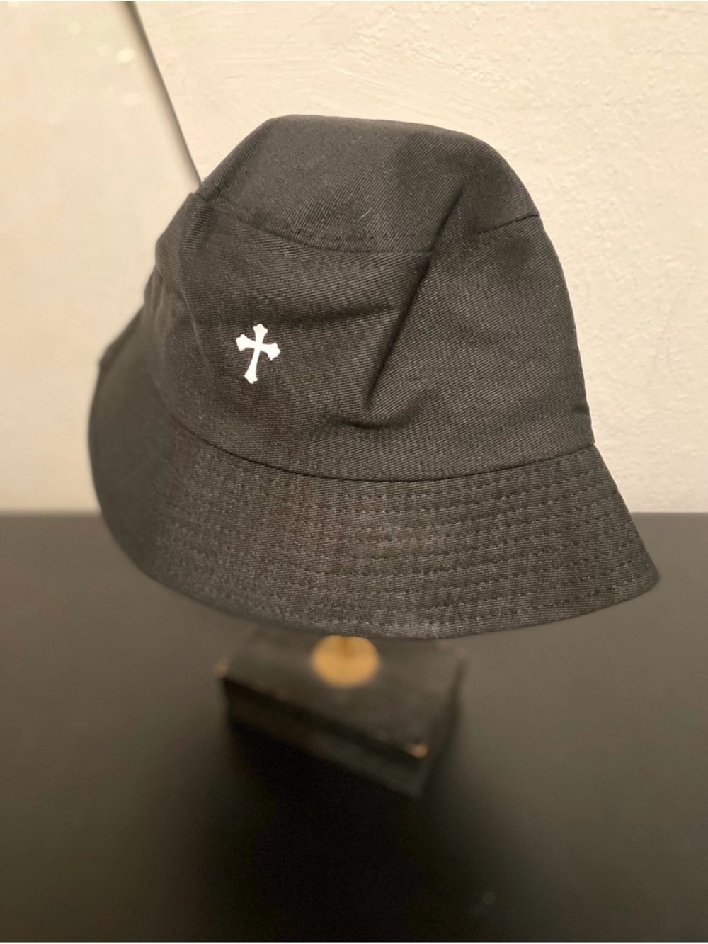 Bucket hat - Picture 2 of 3